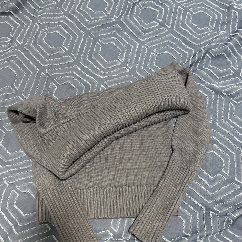 Sunday Best Topaz Off-Shoulder Sweater - Picture 2 of 7